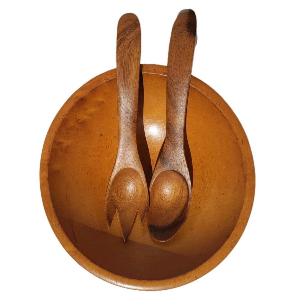 Vintage 11” Munising Wooden Mixing/ Fruit/Dough Bowl 11” Signed w/Utensils NICE!